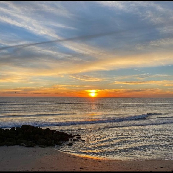 Meet your Posher, Kayla - Picture 1 of 1